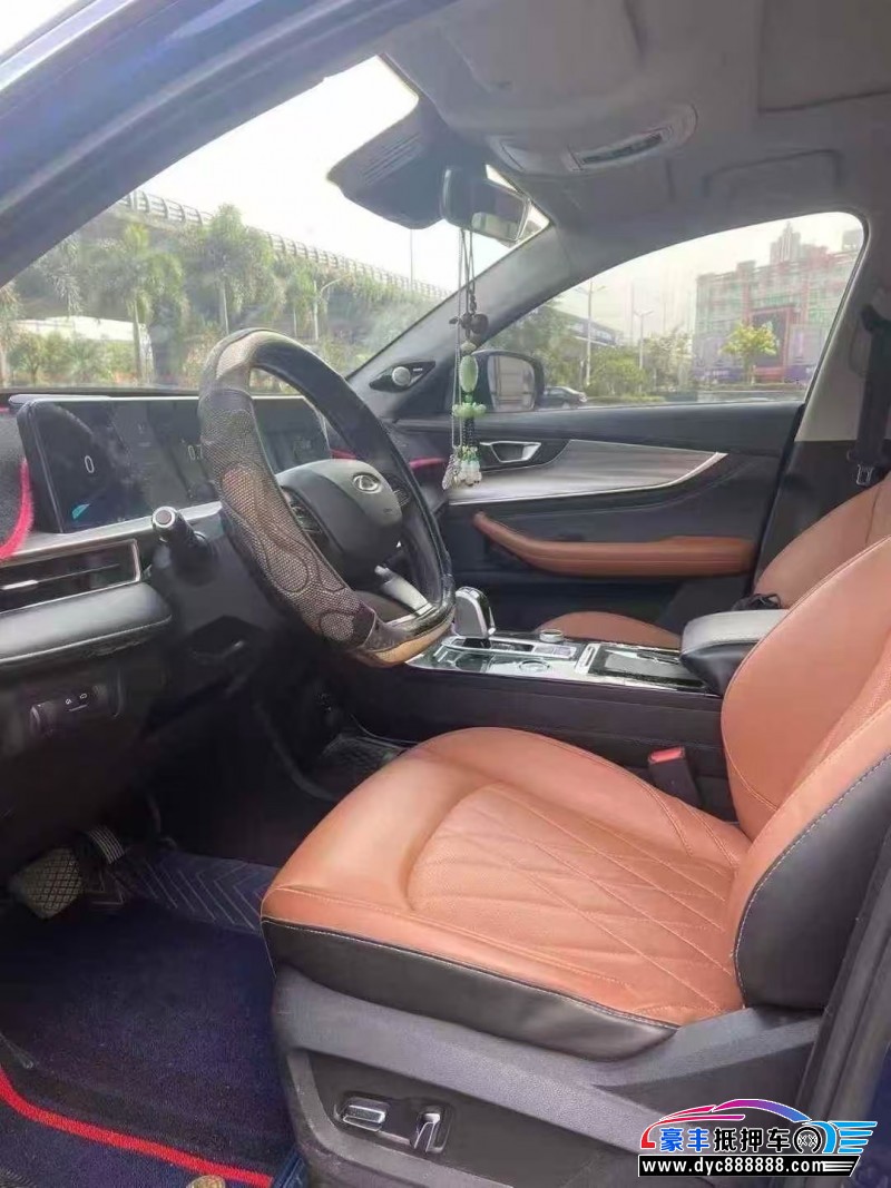 25年奇瑞瑞虎8轿车抵押车出售