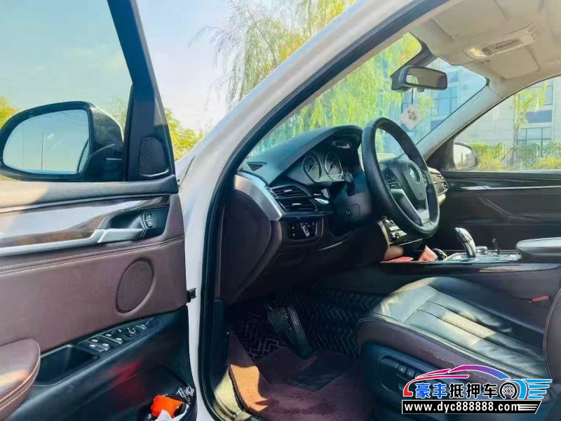 17年宝马X5轿车抵押车出售