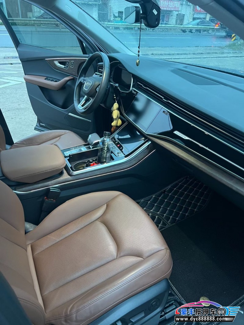 21年奥迪Q7SUV抵押车出售