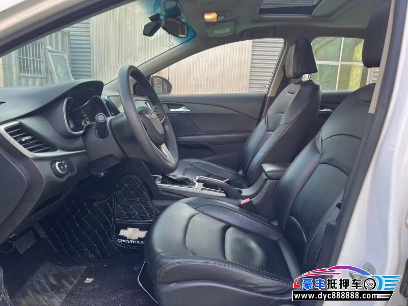 17年雪佛兰科沃兹轿车抵押车出售