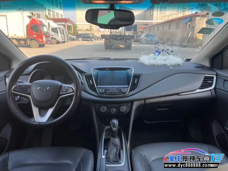 20年雪佛兰科鲁泽轿车抵押车出售