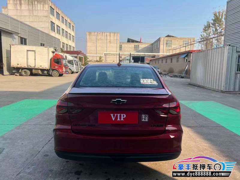 20年雪佛兰科鲁泽轿车抵押车出售