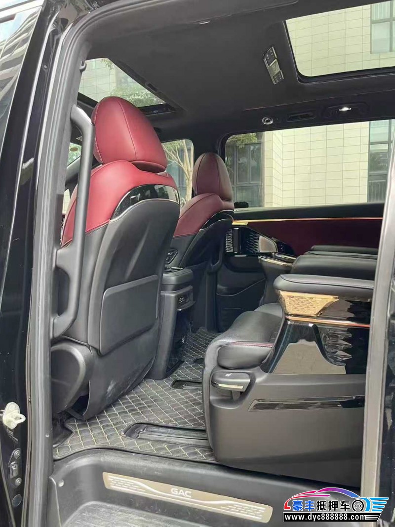 23年传祺M8轿车抵押车出售