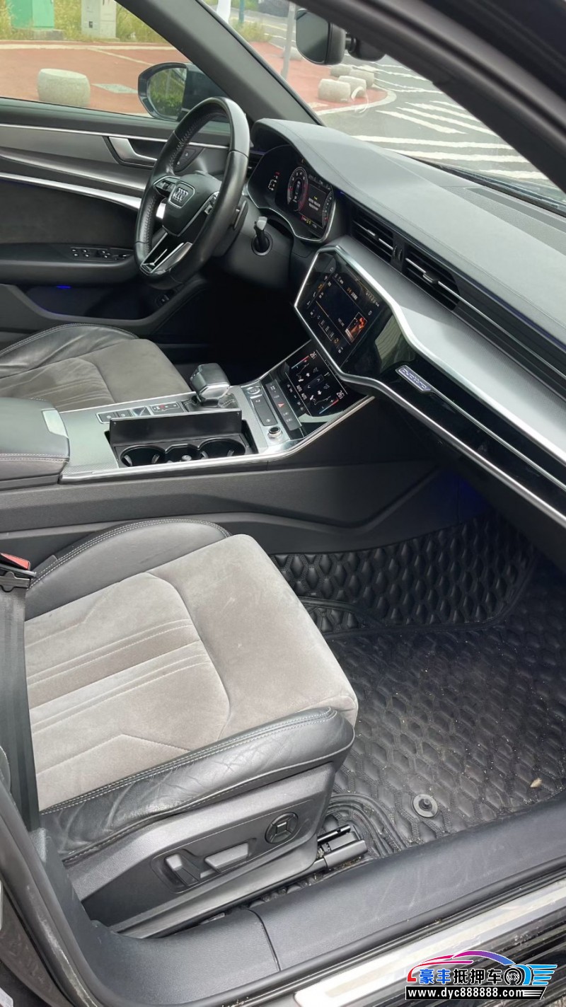 19年奥迪A6L轿车抵押车出售