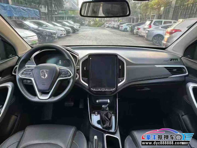 25年宝骏宝骏530轿车抵押车出售