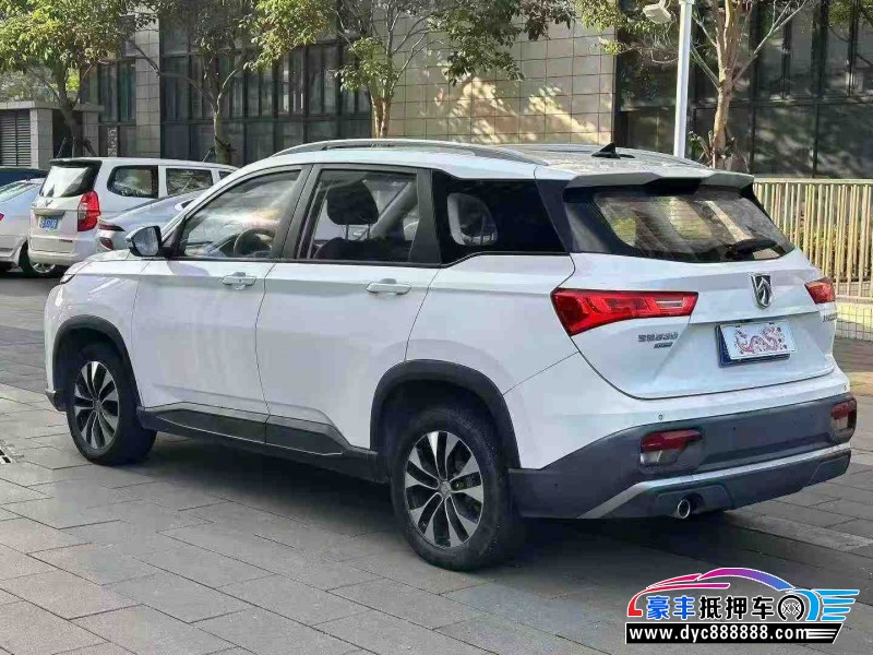 25年宝骏宝骏530轿车抵押车出售