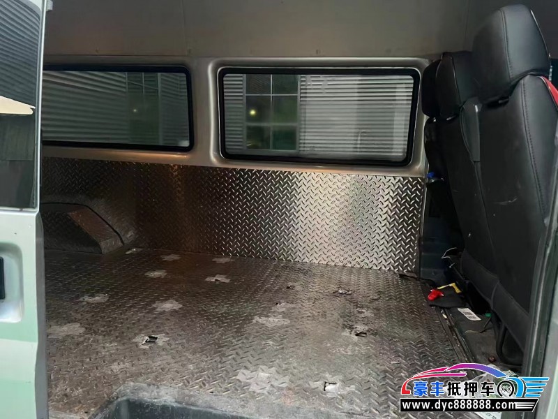 20年福特全顺轿车抵押车出售