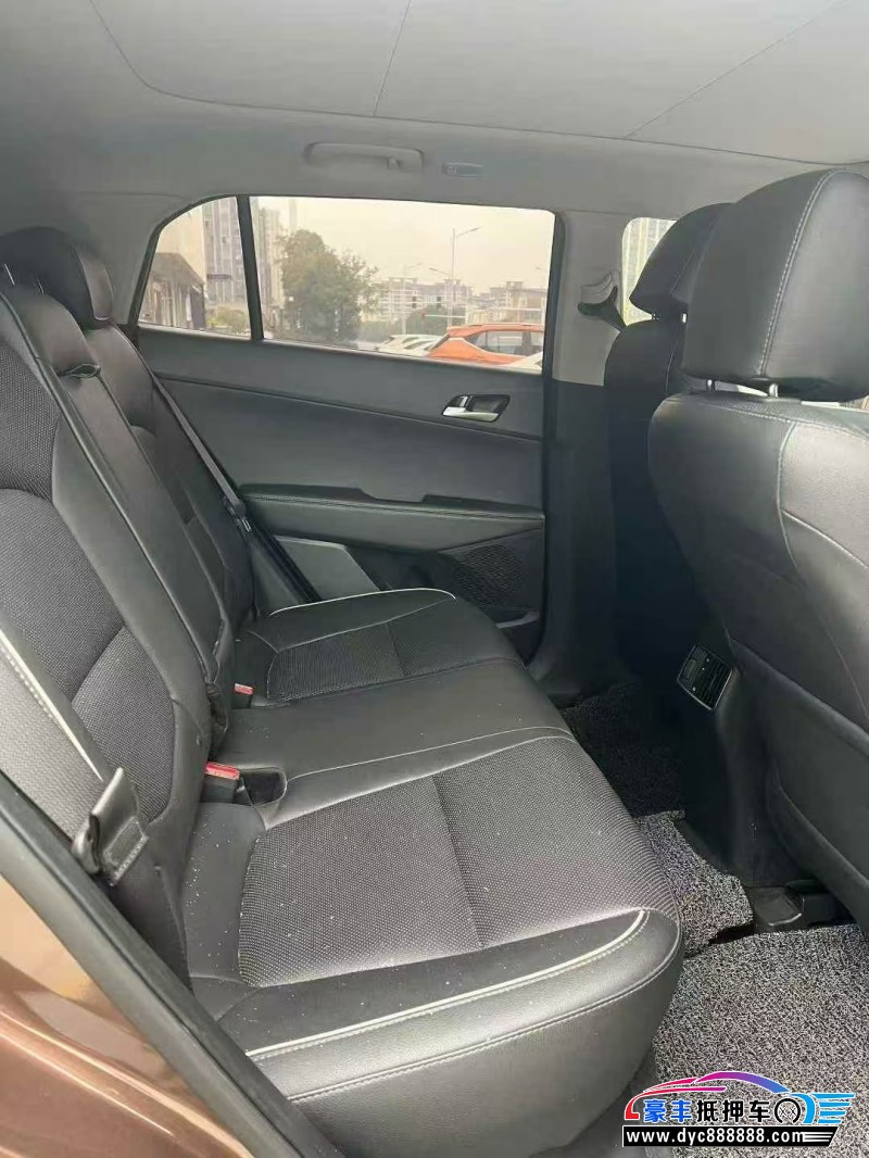 15年现代ix25轿车抵押车出售