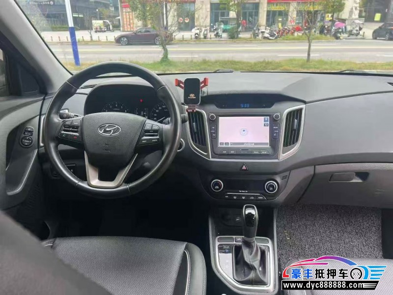 15年现代ix25轿车抵押车出售