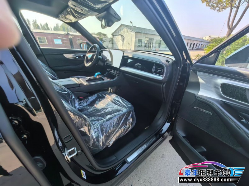 25年传祺GS8轿车抵押车出售