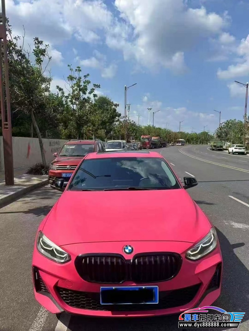 22年宝马1系轿车抵押车出售