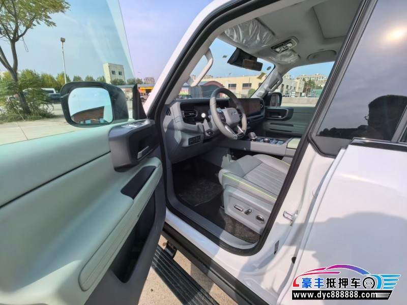 25年北京BJ40轿车抵押车出售