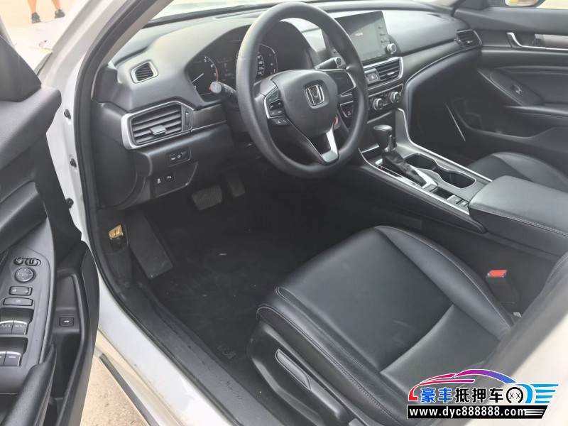 19年本田雅阁轿车抵押车出售