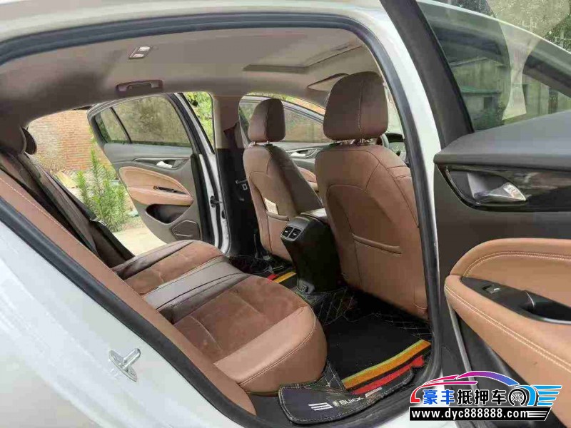 22年别克君威轿车抵押车出售