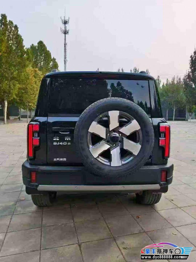 25年北京BJ40轿车抵押车出售