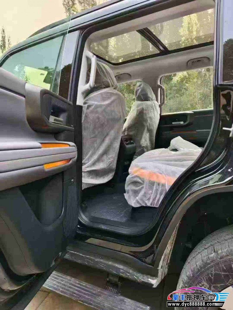 25年北京BJ40轿车抵押车出售