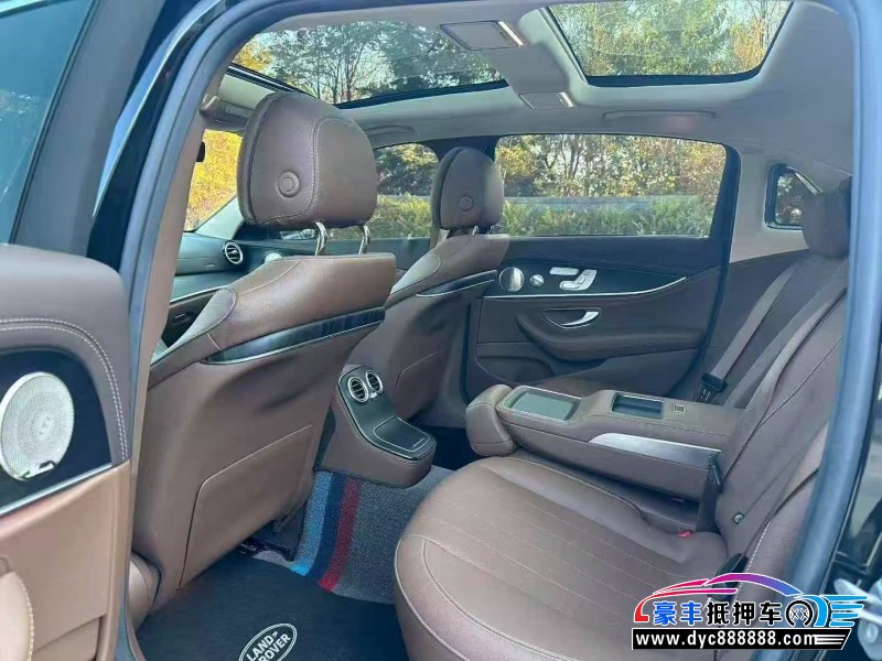 23年奔驰E轿车抵押车出售