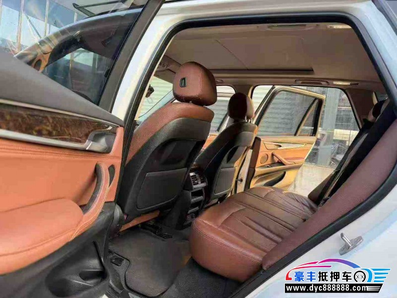 16年宝马X5轿车抵押车出售