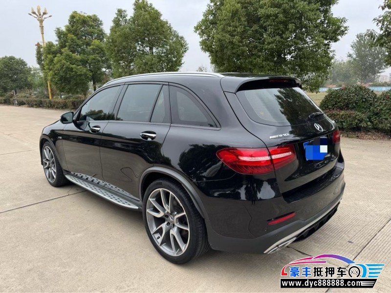 18年奔驰GLC轿车抵押车出售