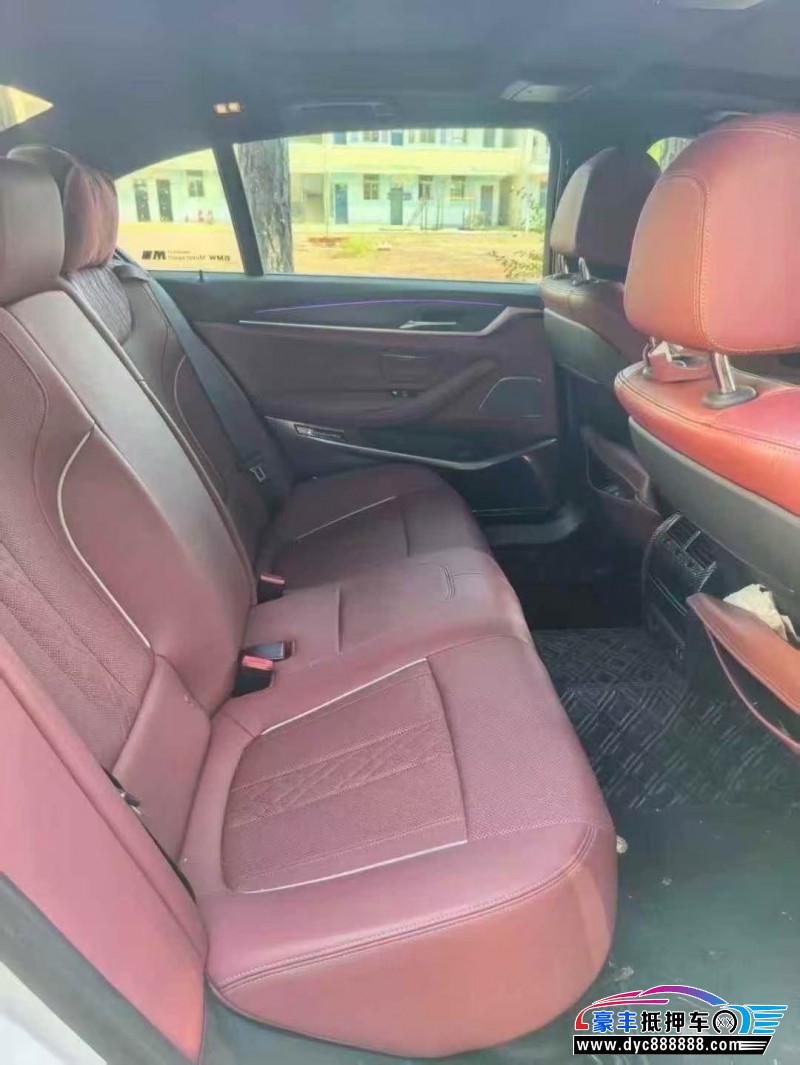 23年宝马5系轿车抵押车出售