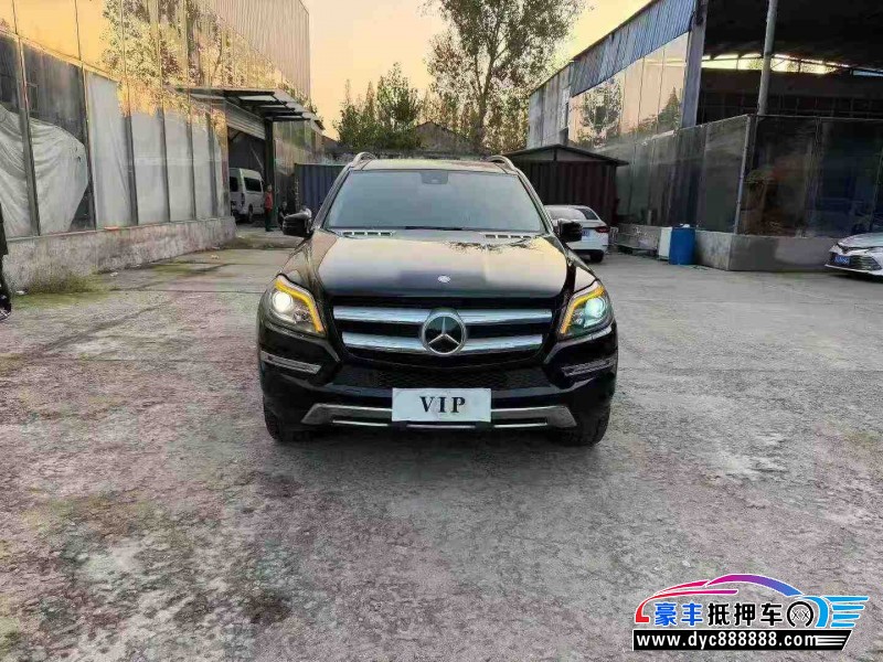 16年奔驰GLS轿车抵押车出售