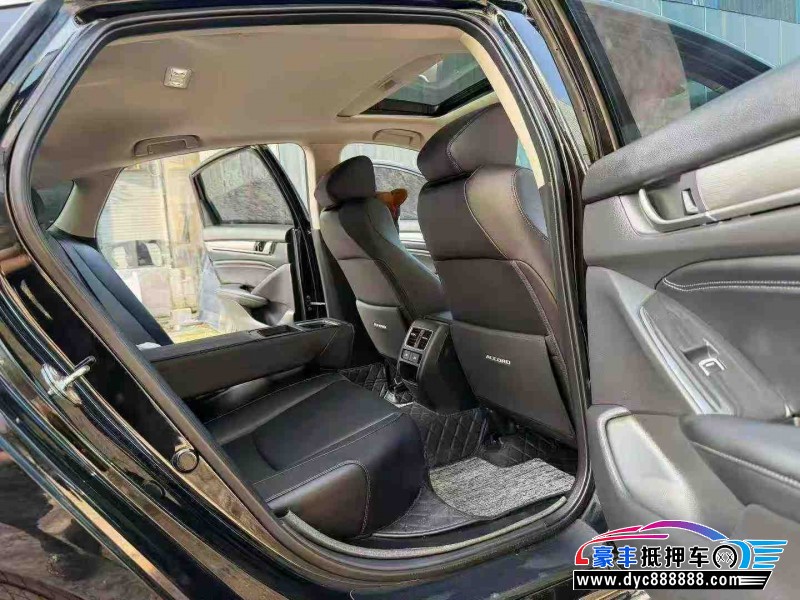 23年本田雅阁轿车抵押车出售