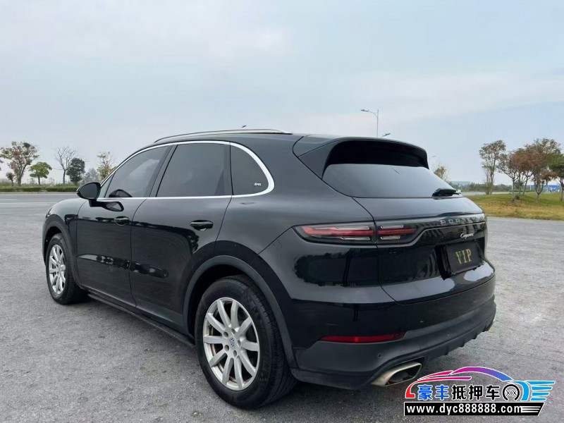 18年保时捷卡宴轿车抵押车出售