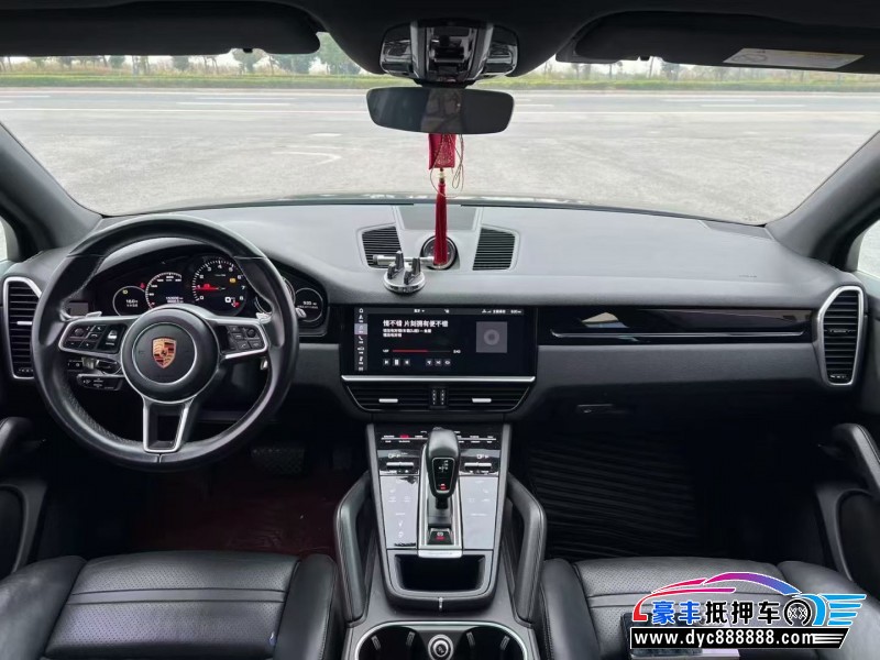 18年保时捷卡宴轿车抵押车出售