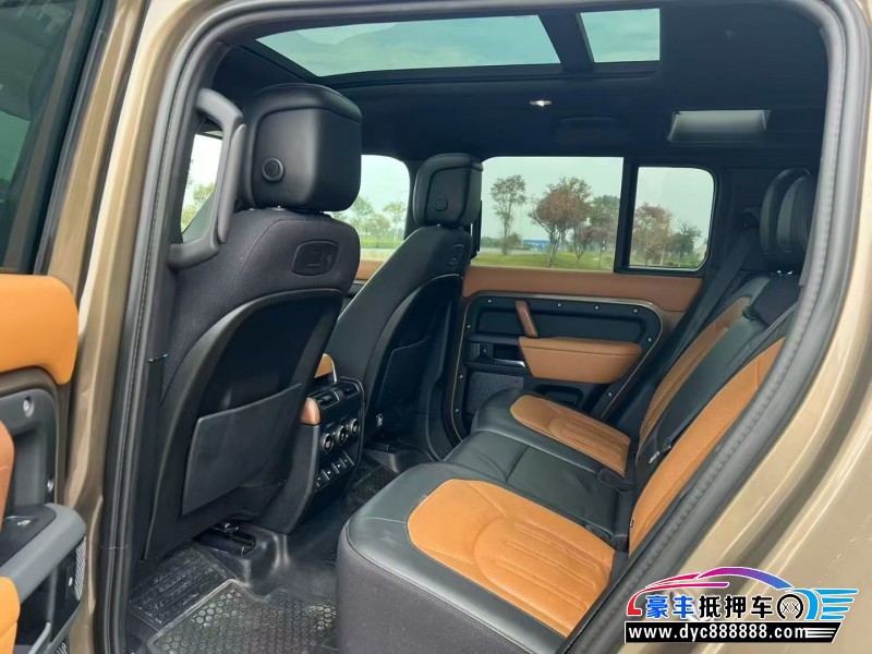 21年路虎卫士轿车抵押车出售