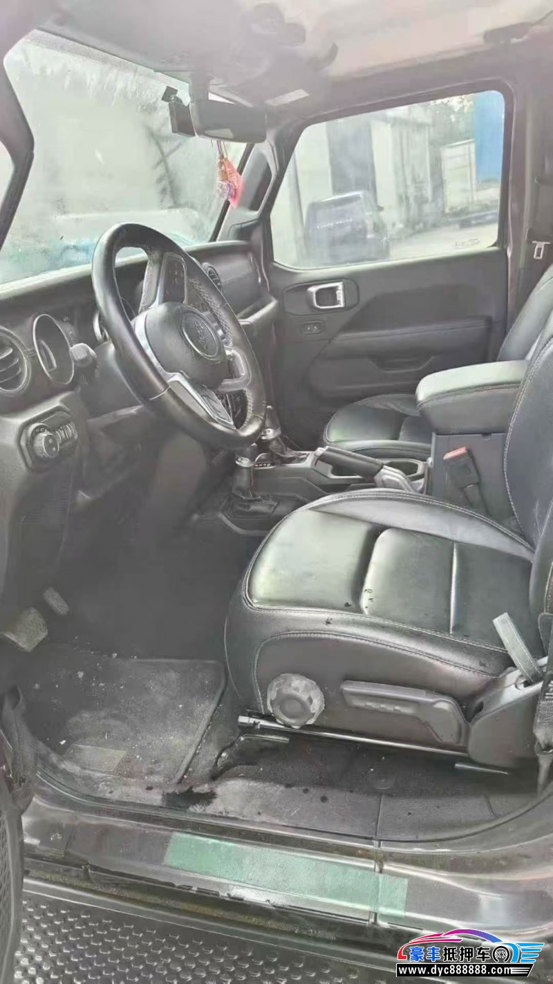 21年Jeep牧马人轿车抵押车出售