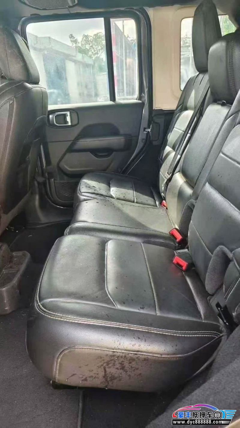 21年Jeep牧马人轿车抵押车出售