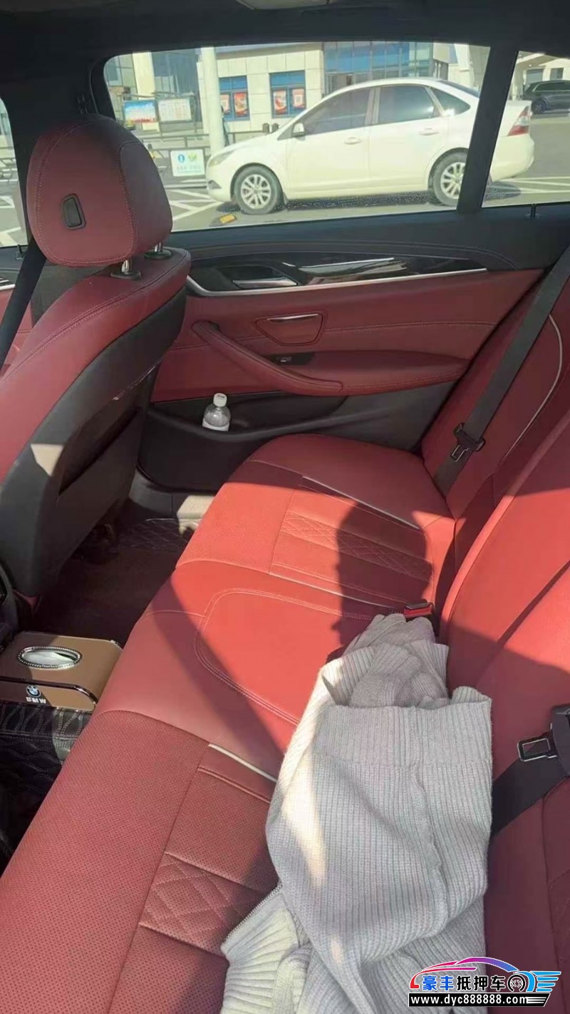 23年宝马5系轿车抵押车出售