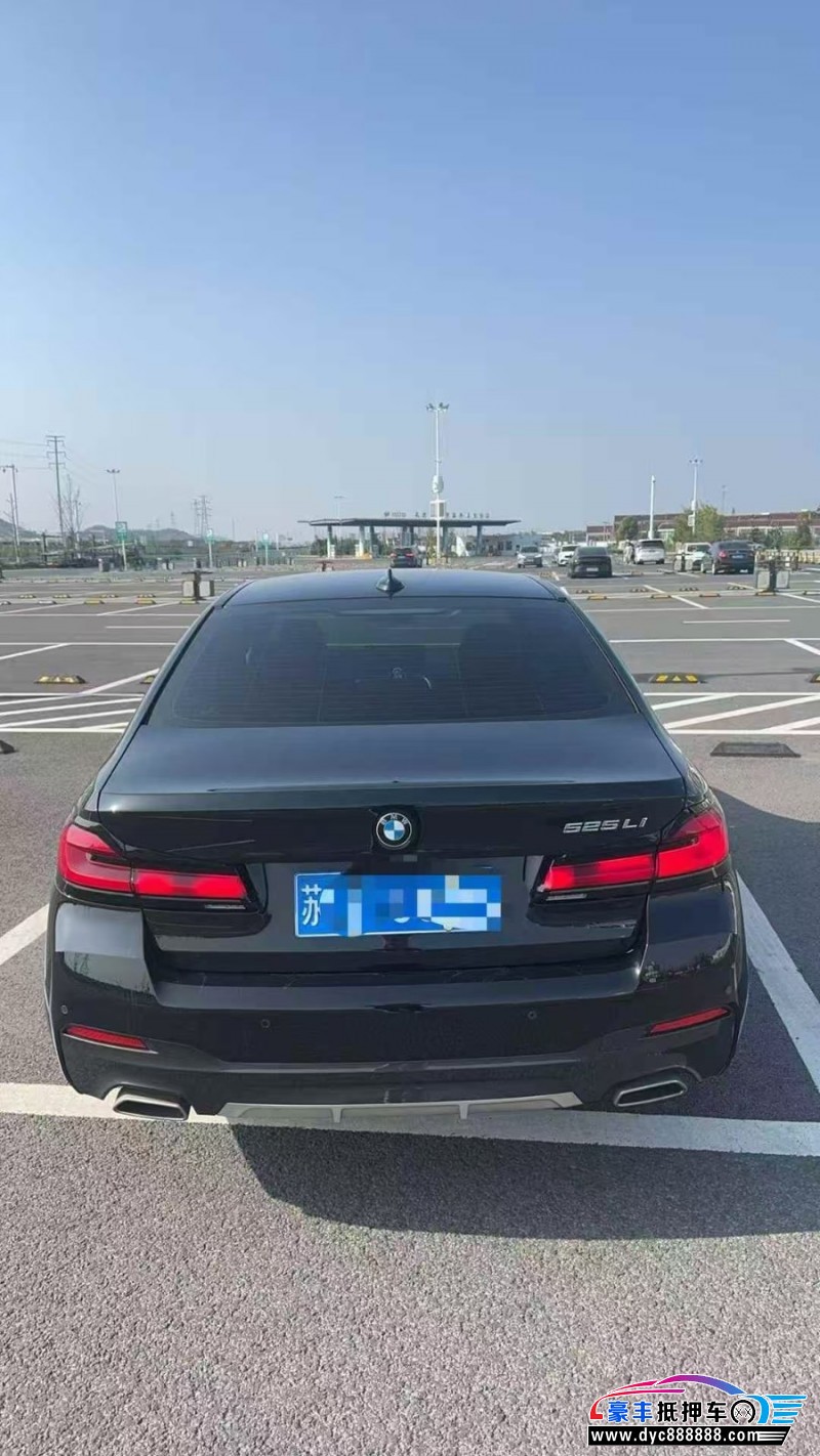 23年宝马5系轿车抵押车出售