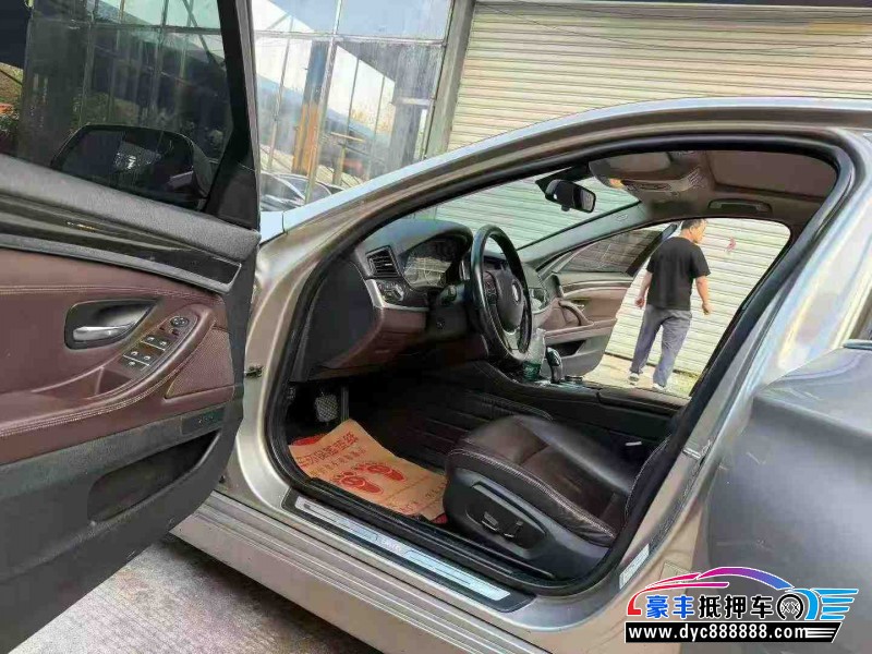 15年宝马5系轿车抵押车出售