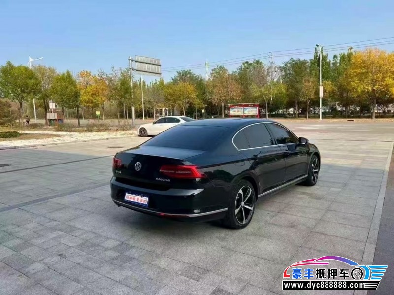 17年大众迈腾轿车抵押车出售