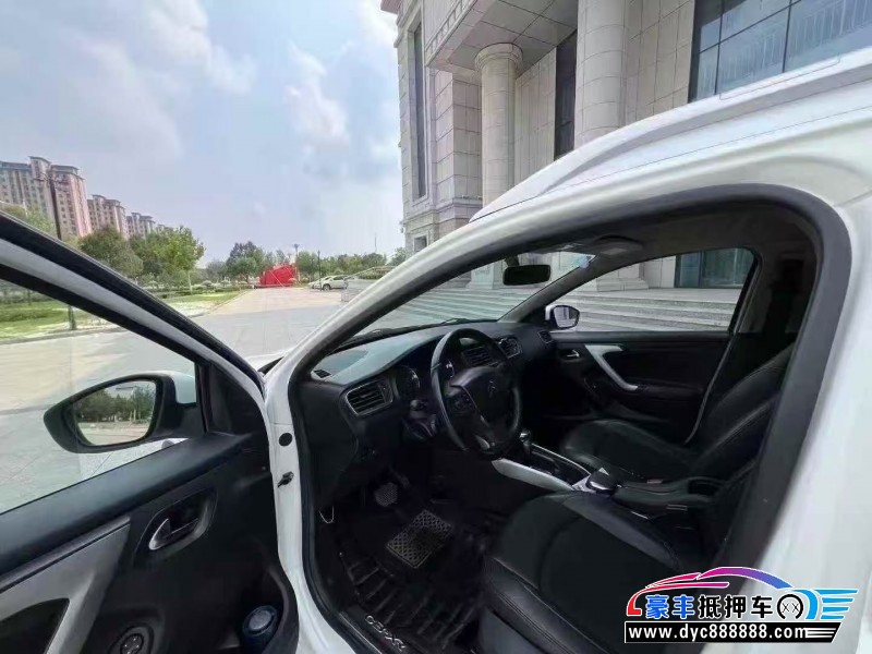 15年雪铁龙C3-XR轿车抵押车出售