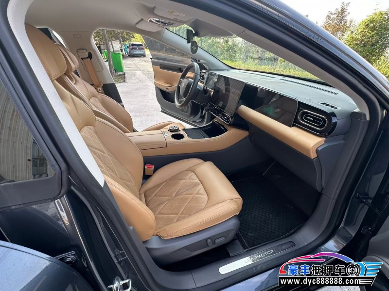 24年零跑c01轿车抵押车出售