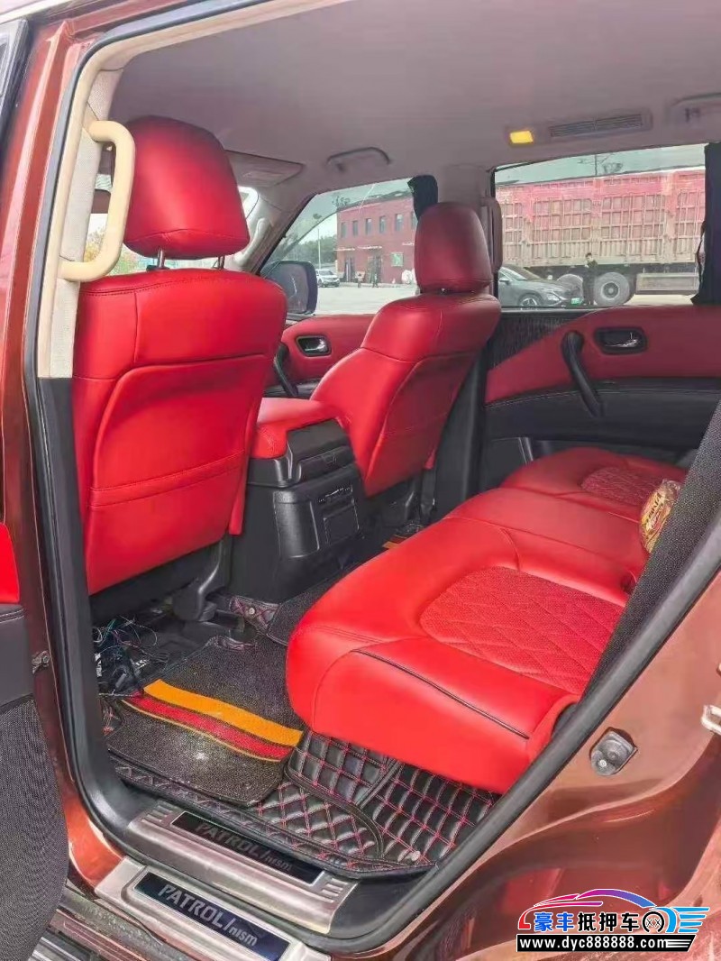 20年日产途乐轿车抵押车出售