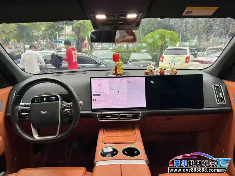 24年理想L8轿车抵押车出售