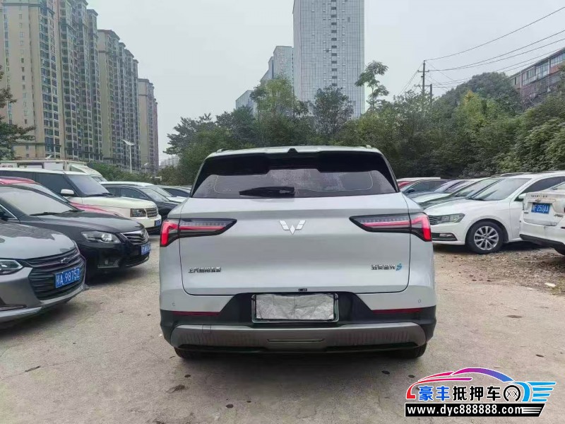 25年五菱星光轿车抵押车出售