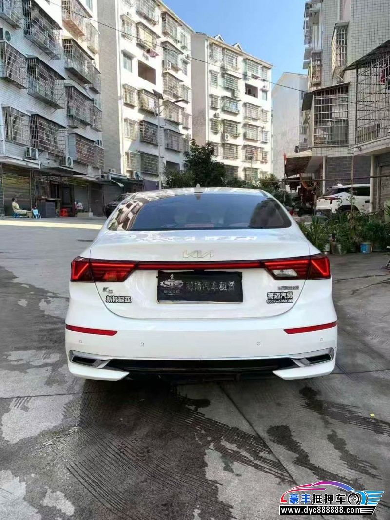 22年起亚K3轿车抵押车出售