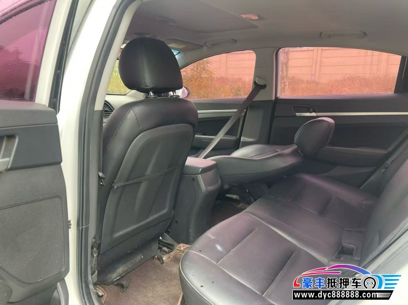 19年现代领动轿车抵押车出售