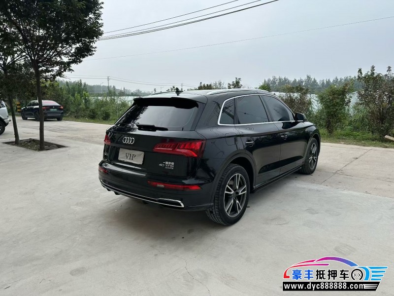 18年奥迪Q5轿车抵押车出售