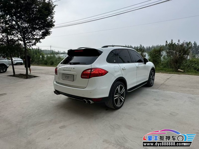 13年保时捷卡宴轿车抵押车出售