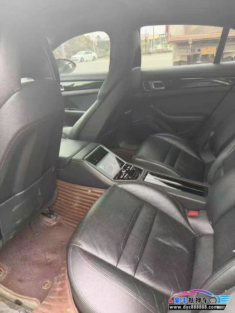 17年保时捷帕纳梅拉轿车抵押车出售