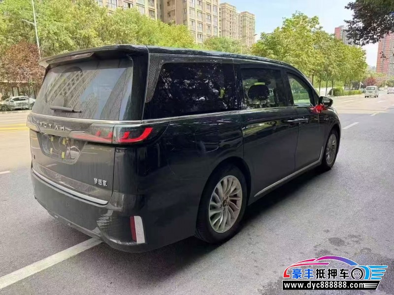 25年岚图梦想家轿车抵押车出售