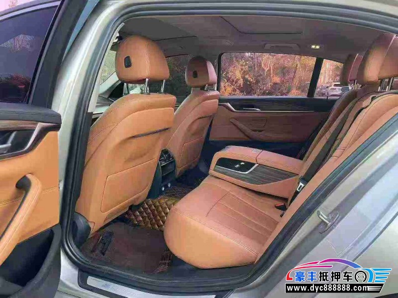 18年宝马5系轿车抵押车出售
