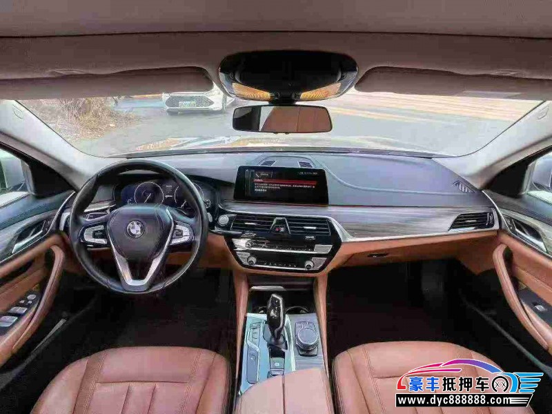 18年宝马5系轿车抵押车出售