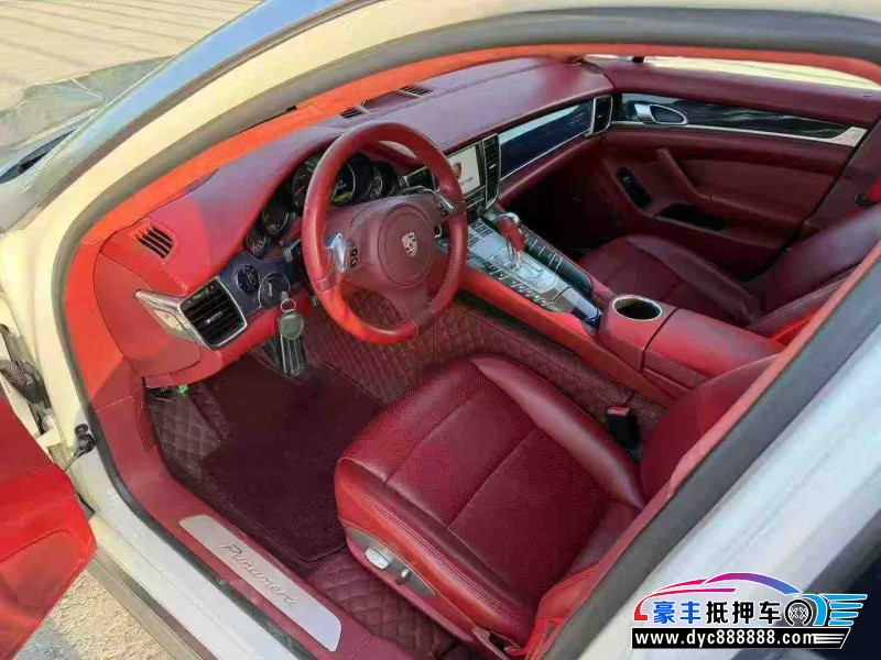 10年保时捷帕纳梅拉轿车抵押车出售