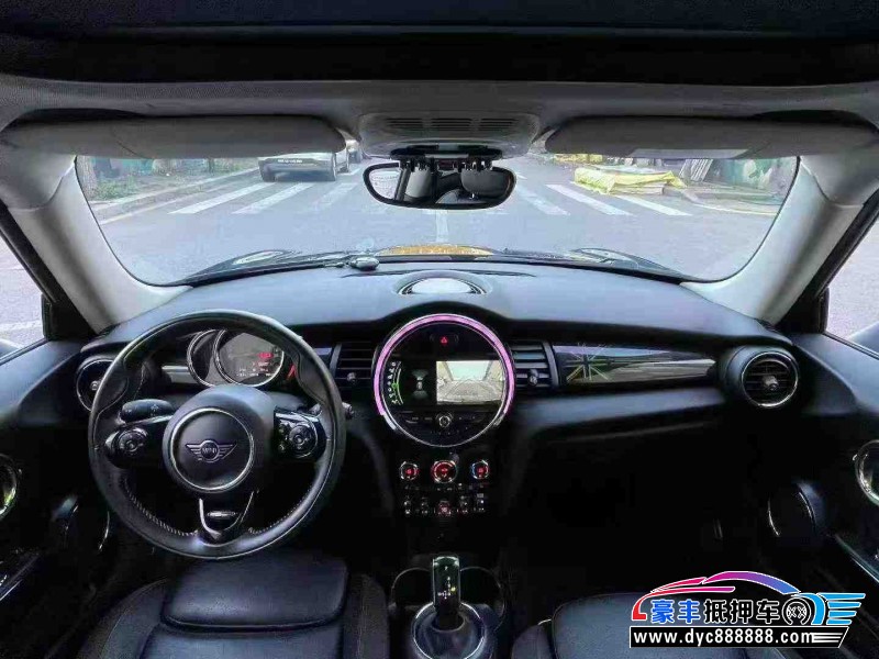 19年宝马MINI轿车抵押车出售